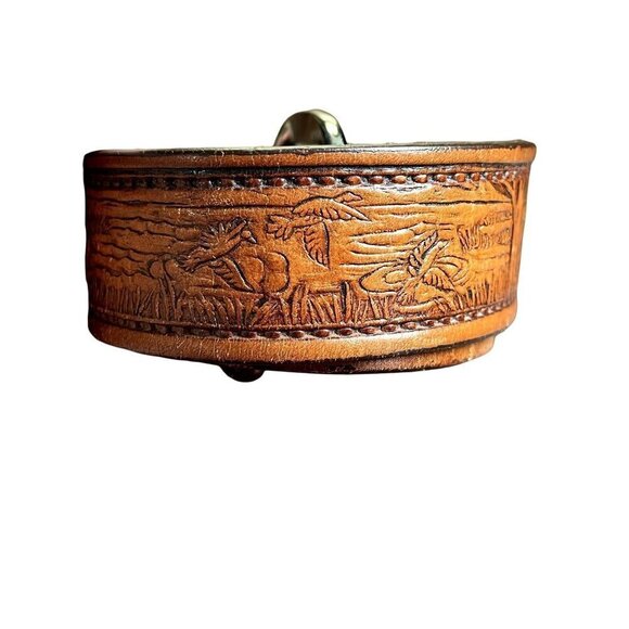 Men Belt 42" Brown Leather Stitch Wilderness Animal Outdoor Vintage Retro 80s - Picture 1 of 16